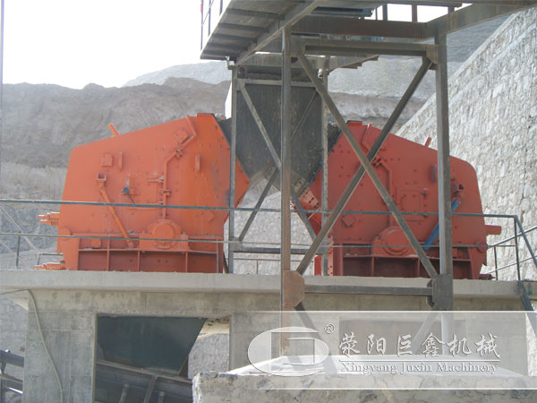 山西日产3000吨石料生产线用的反击破设备